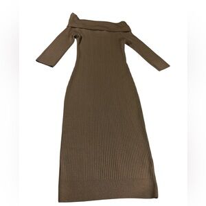 Dreamers by Debut Brown Ribbed Off-the-Shoulder‎ Midi Sweater Dress M/L